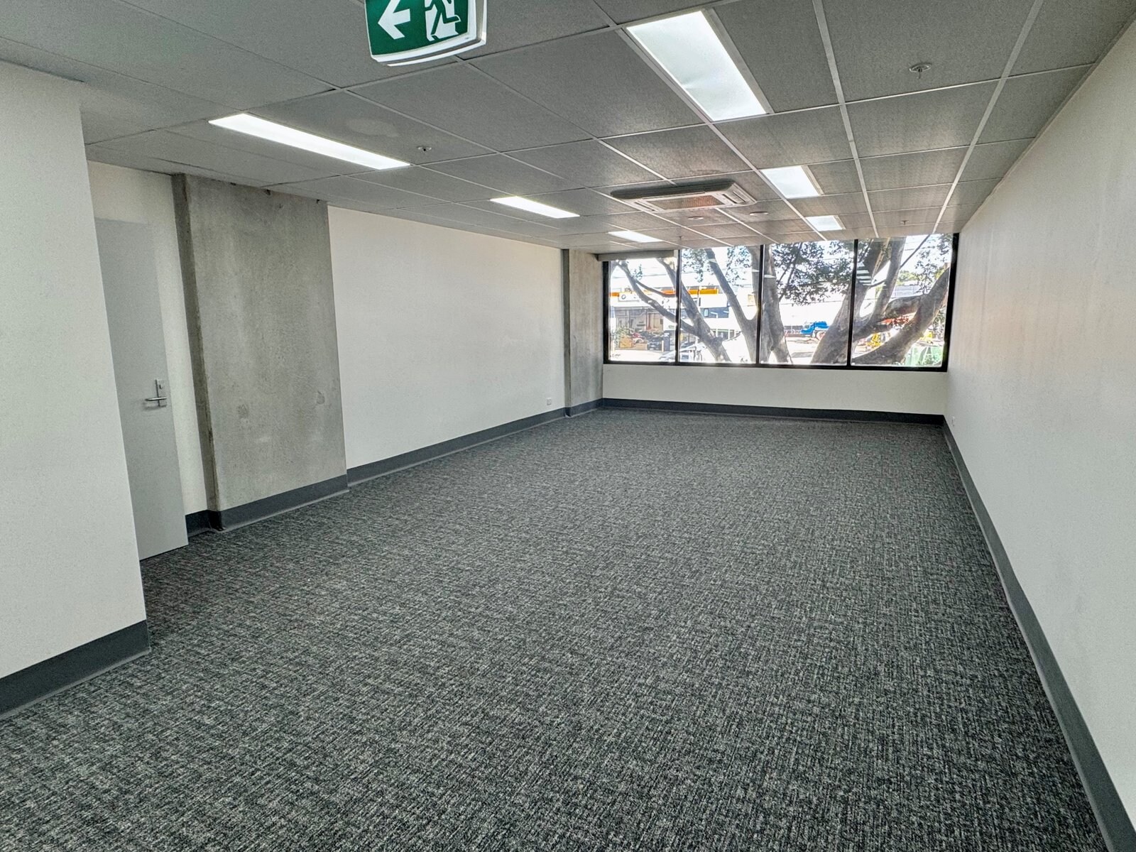 13-15 Baker St, Banksmeadow for lease Interior Photo- Image 1 of 6