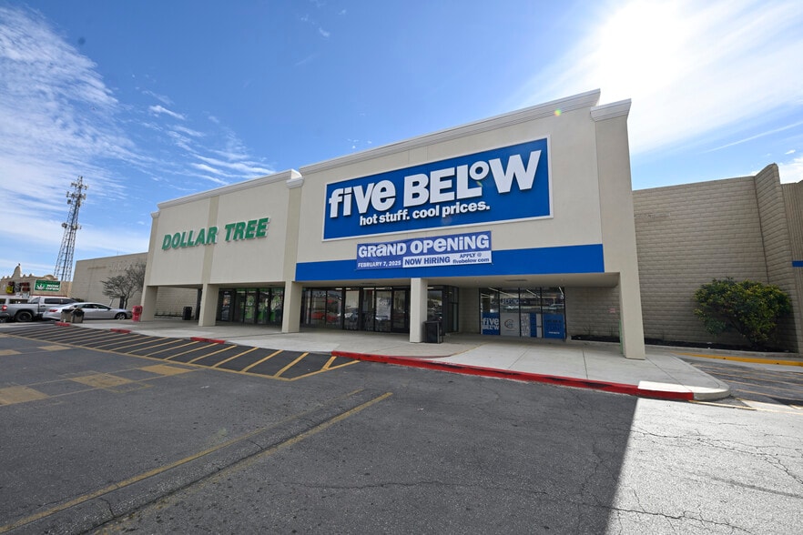 13904-14038 Nacogdoches Rd, San Antonio, TX for lease - Building Photo - Image 1 of 3