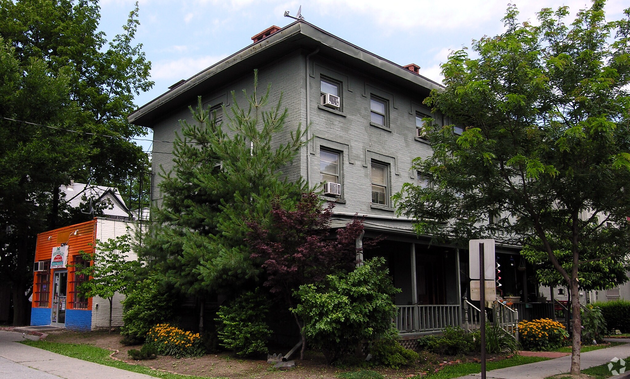 78-82 Garden St, Poughkeepsie, NY for sale Primary Photo- Image 1 of 5