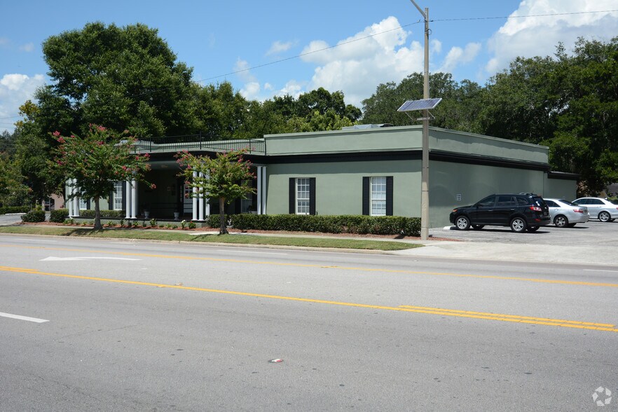 2811 Curry Ford Rd, Orlando, FL 32806