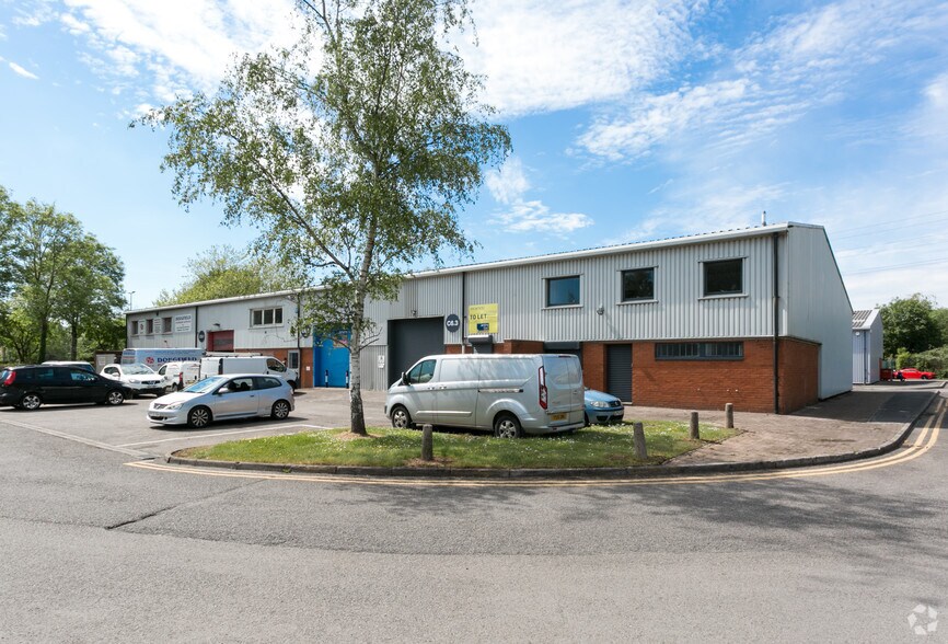 Main Ave, Pontypridd for sale - Primary Photo - Image 1 of 1