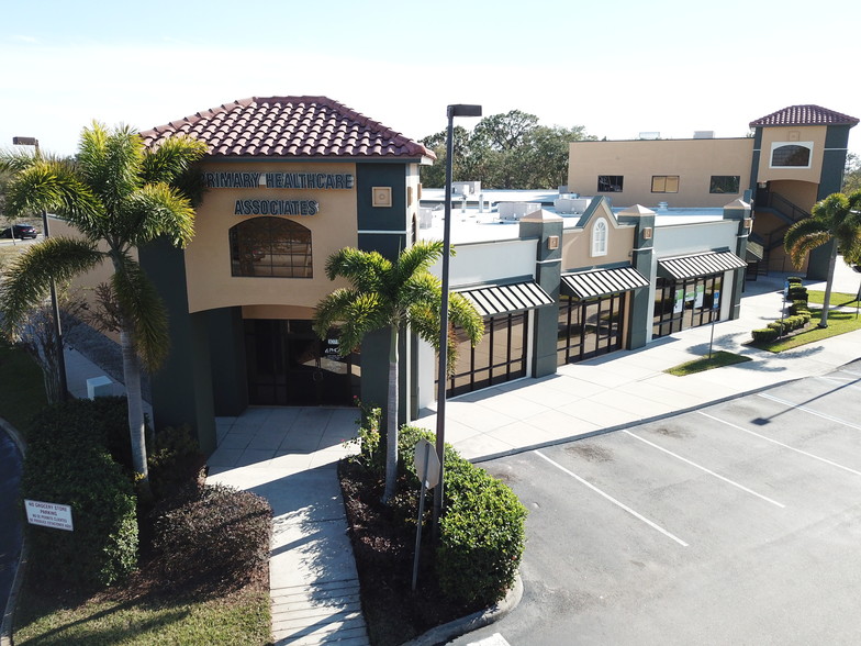 3063 Michigan Ave, Kissimmee, FL for lease - Building Photo - Image 1 of 6