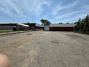 200 Central Ave, Farmingdale, NY for lease Building Photo- Image 1 of 4