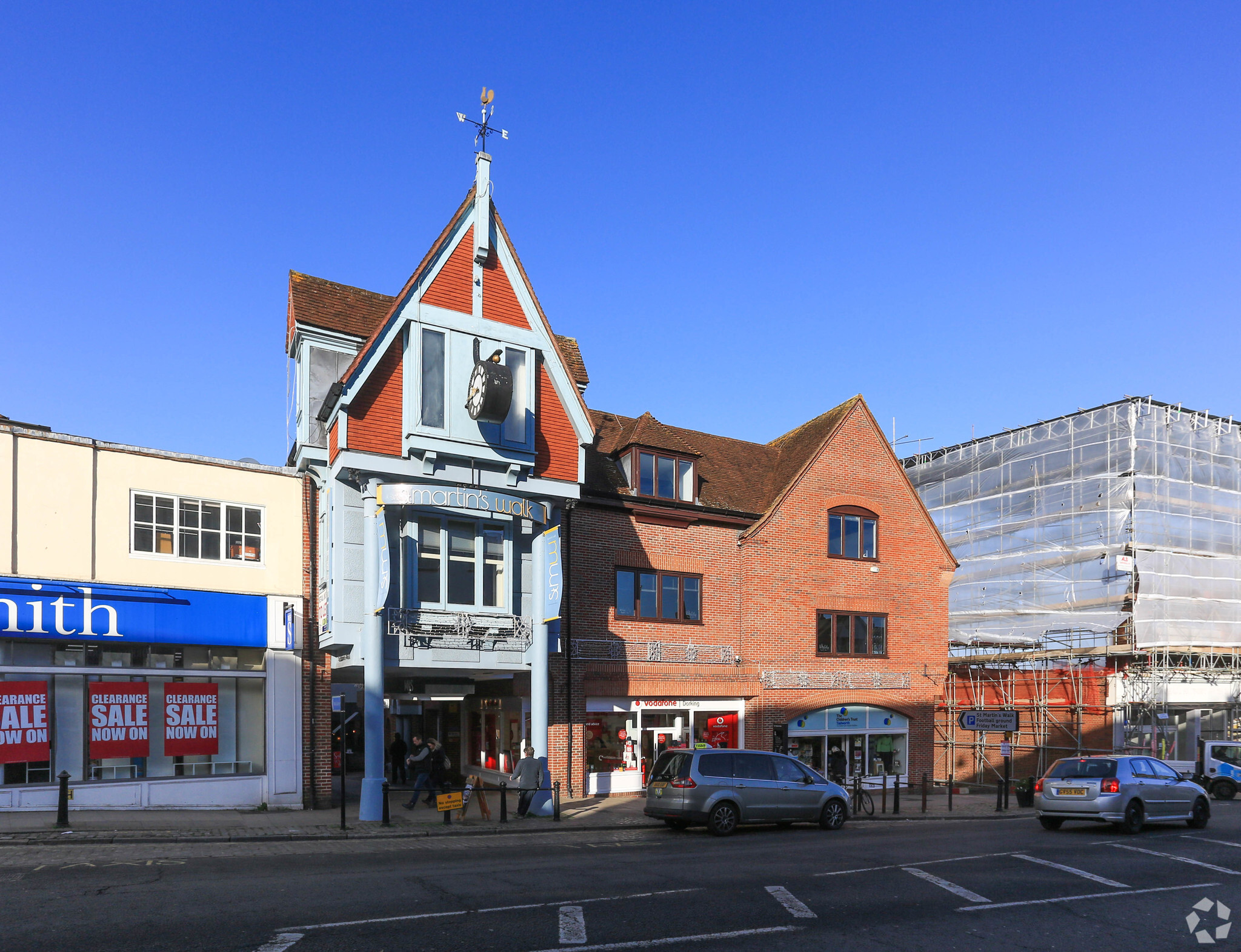 St Martins Walk, Dorking for lease Primary Photo- Image 1 of 14