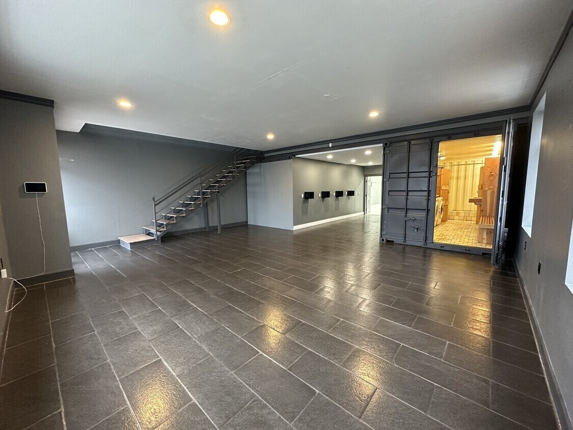 6748 S Airport Rd, West Jordan, UT for sale Interior Photo- Image 1 of 1