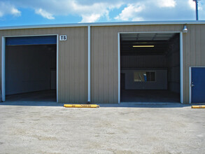 2051 Starkey Rd, Largo, FL for lease Building Photo- Image 2 of 9