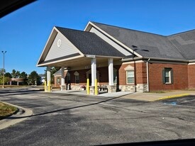 4700 Mcleod Dr E, Saginaw MI - Loft
