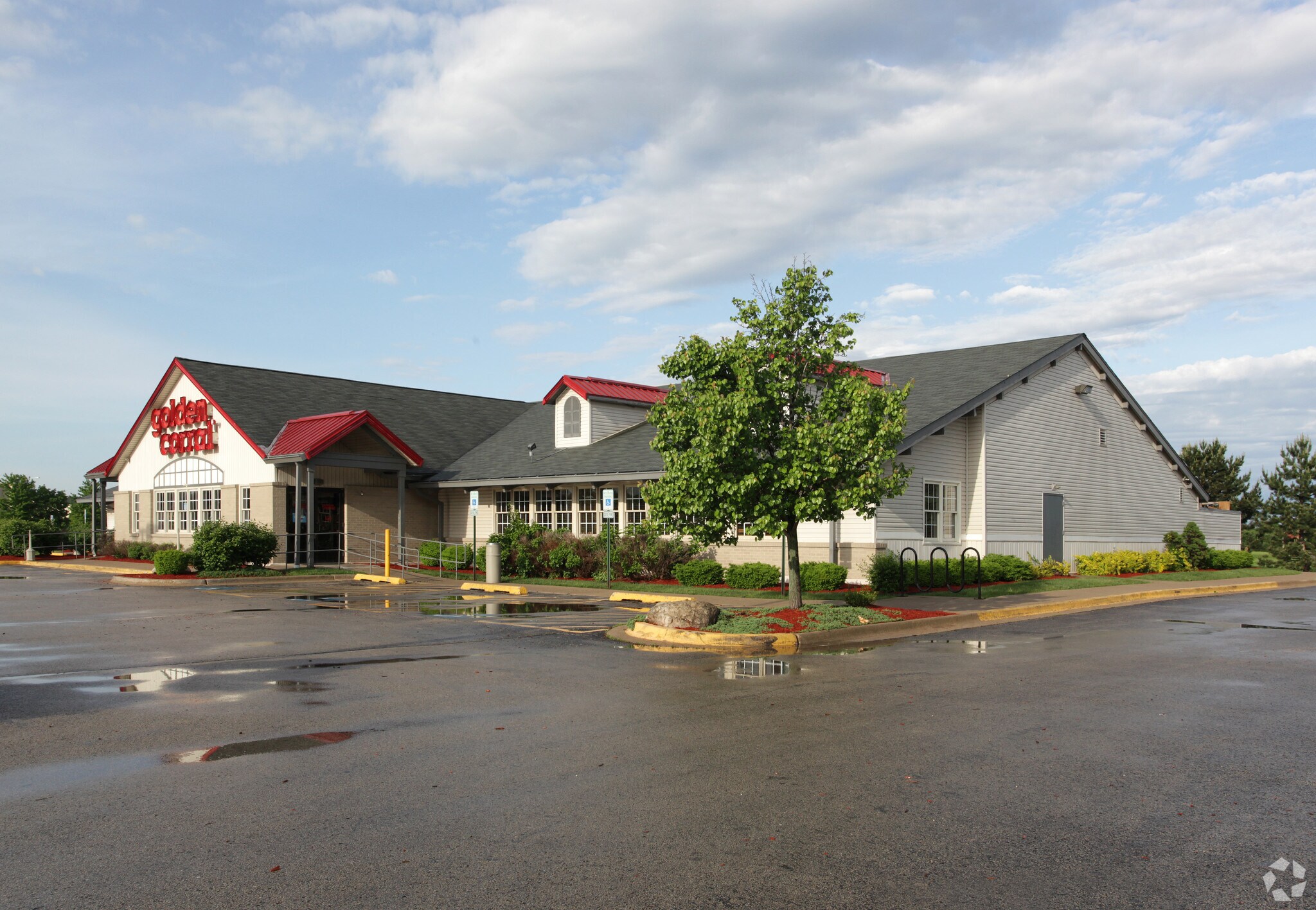 381 Brookview Ln, Bolingbrook, IL for sale Primary Photo- Image 1 of 1