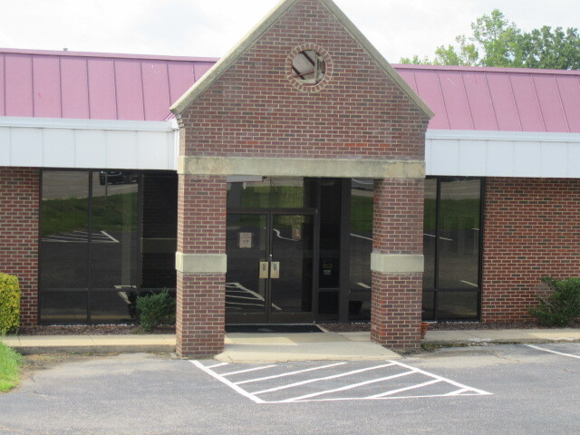1001 S Horner Blvd, Sanford, NC for lease Interior Photo- Image 1 of 12