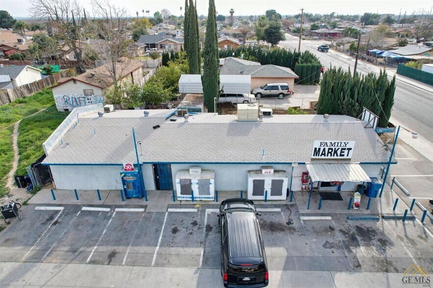 20819 Francis, Richgrove, CA 93261
