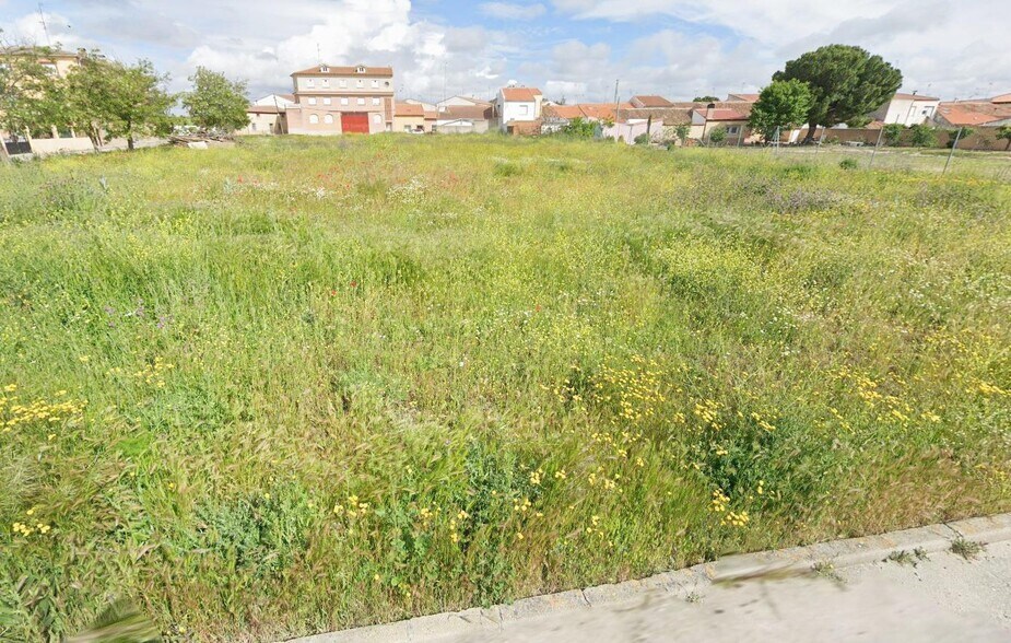 Land in Cantalapiedra for sale - Building Photo - Image 2 of 8