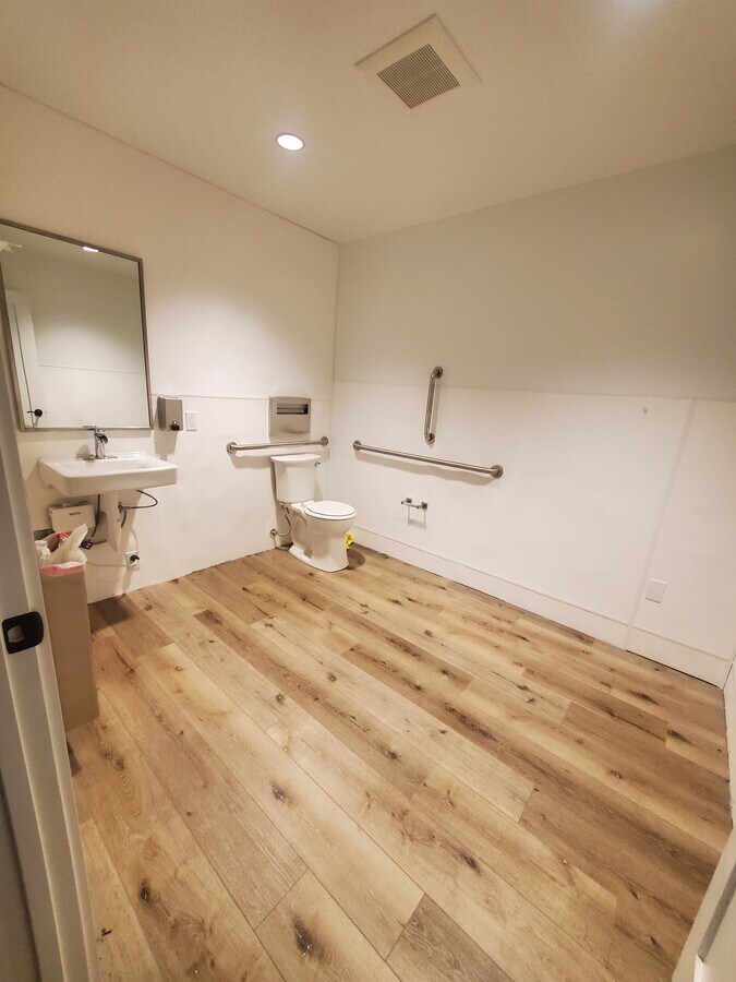 5677 Calle Real, Goleta, CA 93117 Calle Real Shopping Center