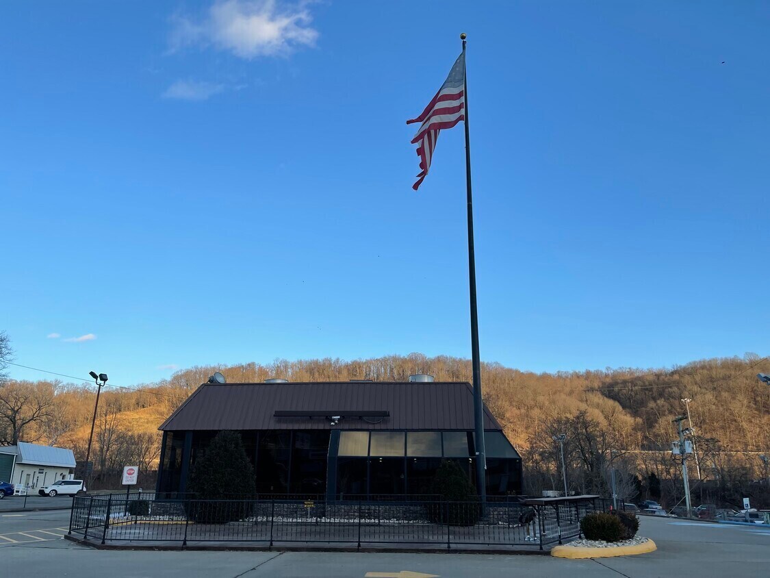 3760 S Main Street, Weirton, WV for sale Building Photo- Image 1 of 1