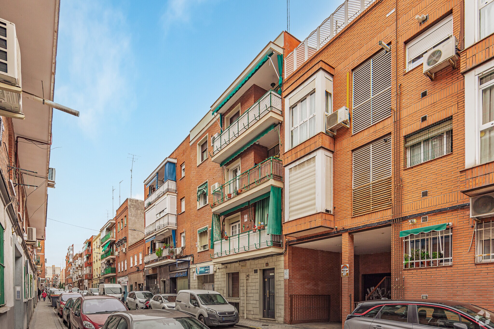 Paseo Perales, 14, Madrid, Madrid for sale Primary Photo- Image 1 of 1