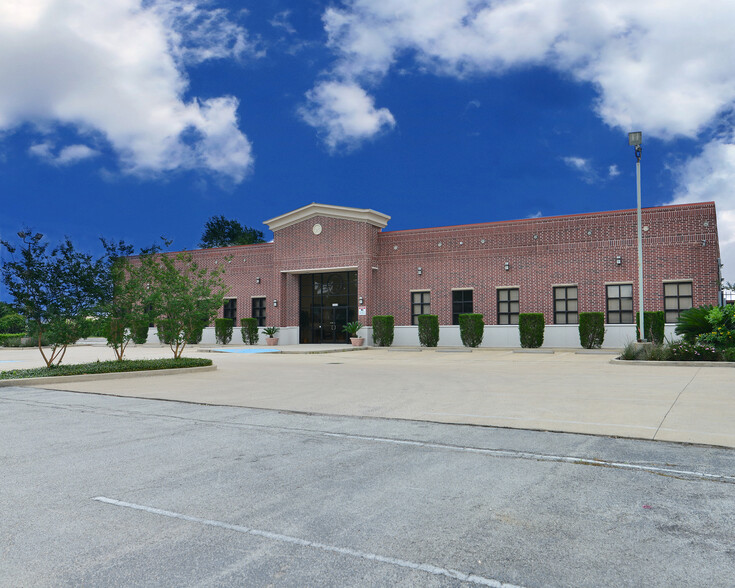 1416 Campbell Rd, Houston, TX for lease - Building Photo - Image 1 of 5