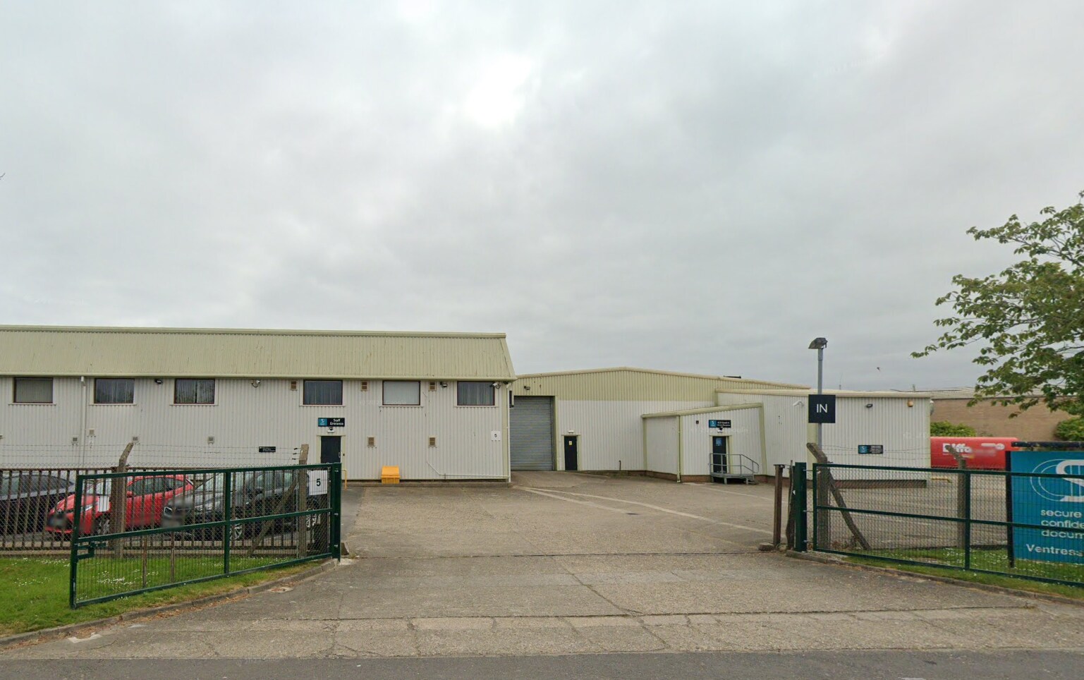 Thornburgh Rd, Eastfield for lease Primary Photo- Image 1 of 2