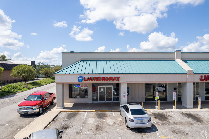 5229 Normandy Blvd, Jacksonville, FL for lease - Building Photo - Image 2 of 8