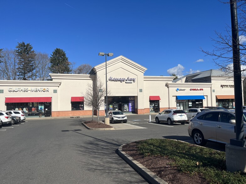 70 Buckland Rd, South Windsor, CT for lease - Building Photo - Image 1 of 5