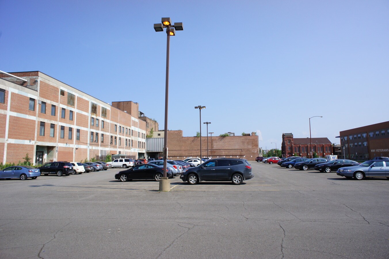 839 Broadway, Gary, IN 46402