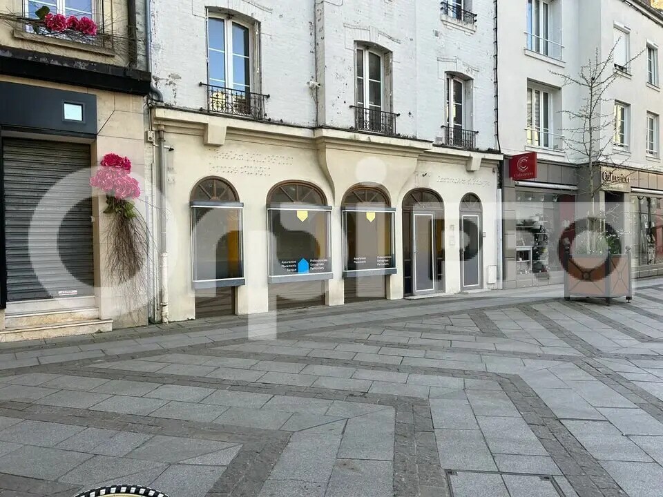 Location Commerce 35 m² - Photo 1