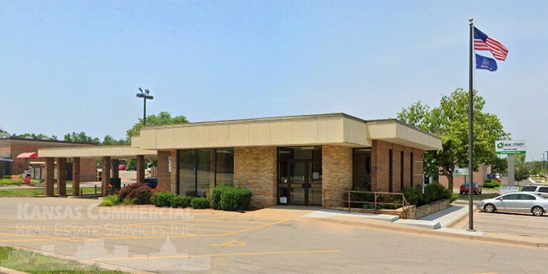 1241 SW Gage Blvd, Topeka, KS for sale Building Photo- Image 1 of 1