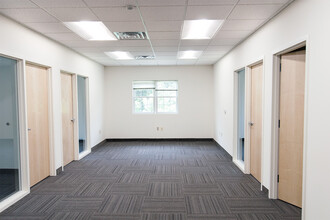 575 State Route 28, Raritan, NJ for lease Interior Photo- Image 2 of 9