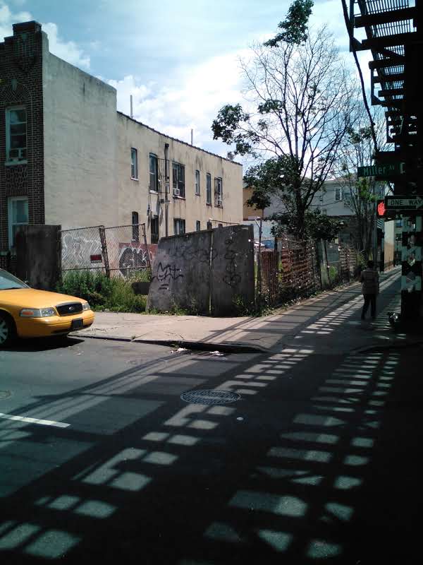 139 Miller Ave, Brooklyn, NY for sale Primary Photo- Image 1 of 1