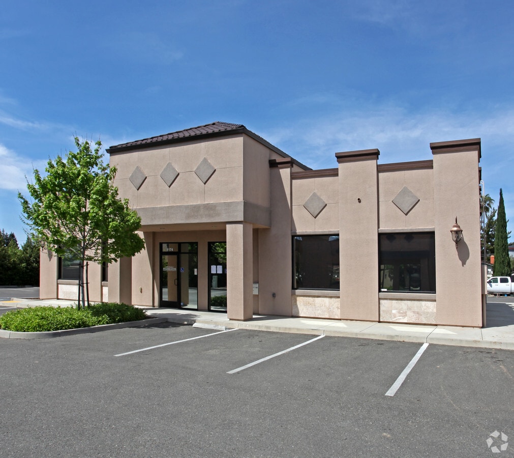 1176 Live Oak Blvd, Yuba City, CA 95991