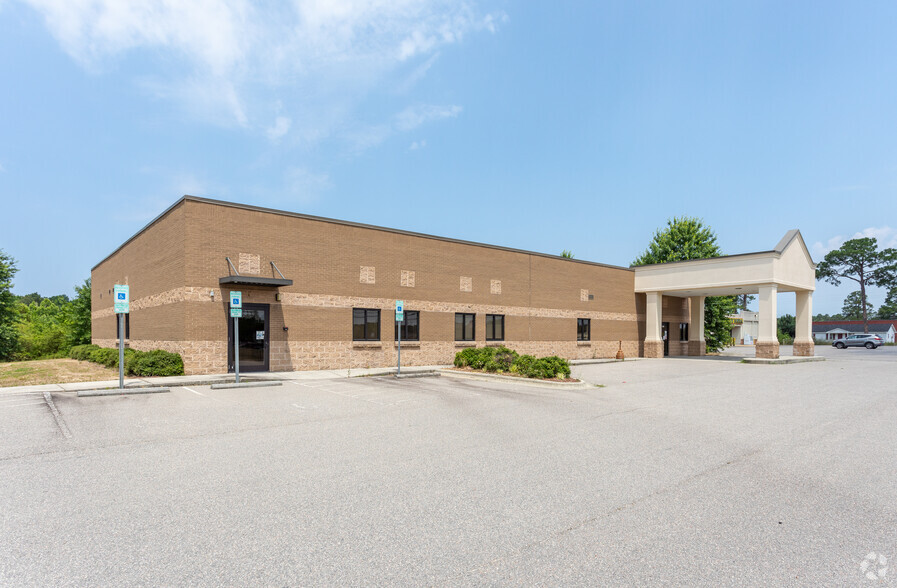 1061 Aberdeen Rd, Laurinburg, NC for sale - Primary Photo - Image 1 of 1