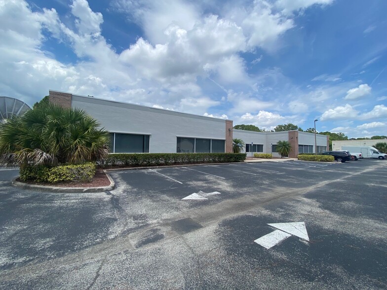 750 North Dr, Melbourne, FL for lease - Building Photo - Image 1 of 11