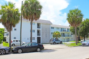 Seville Apartments - Commercial Real Estate