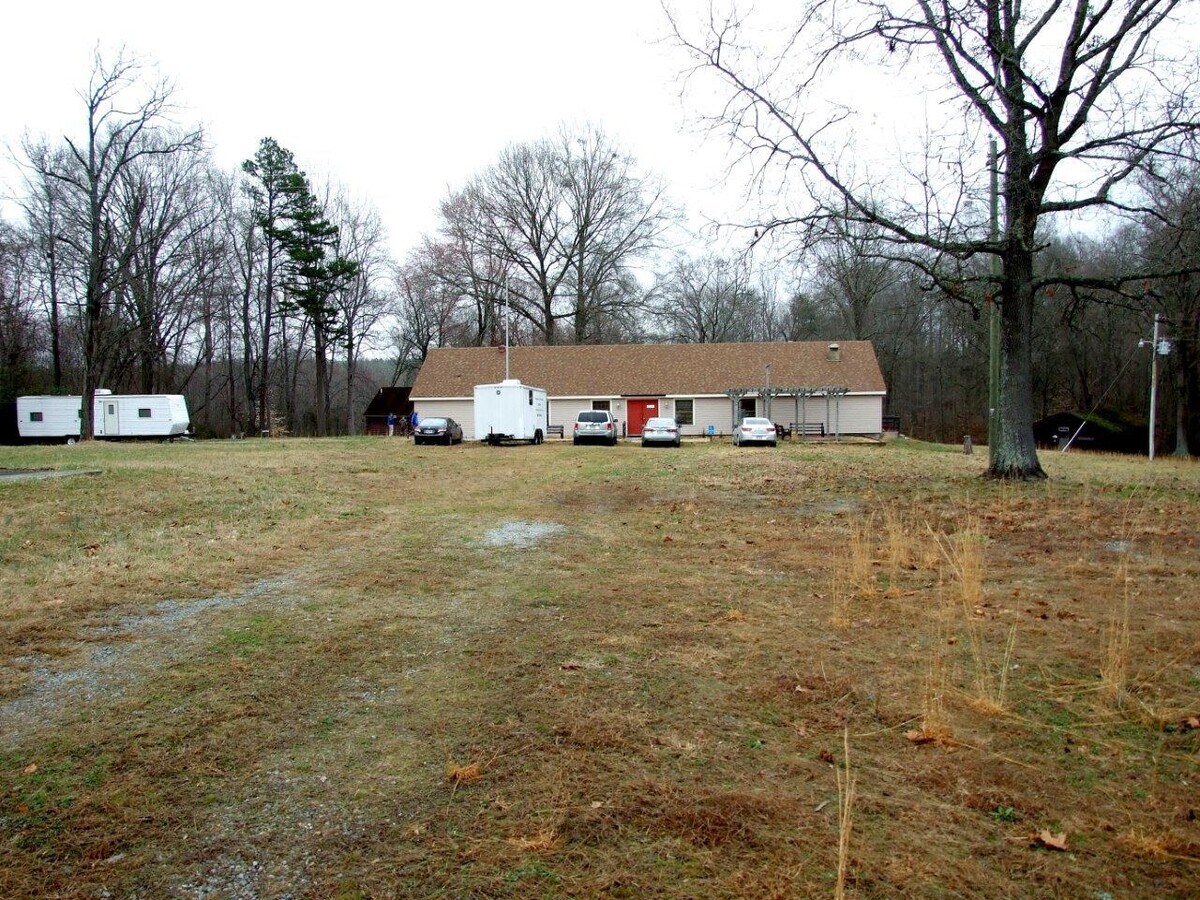 960 Woodmans Rd, Crewe, VA 23930