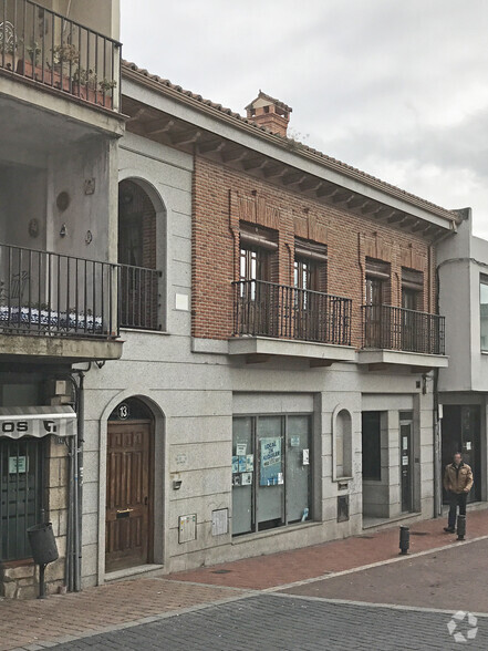 Plaza Del Pueblo, 13, Colmenar Viejo, Madrid for sale - Building Photo - Image 2 of 2