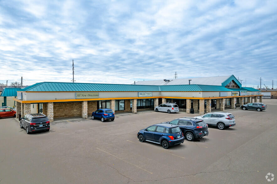 1112-1320 NW 7th St, Rochester, MN for lease - Building Photo - Image 1 of 78