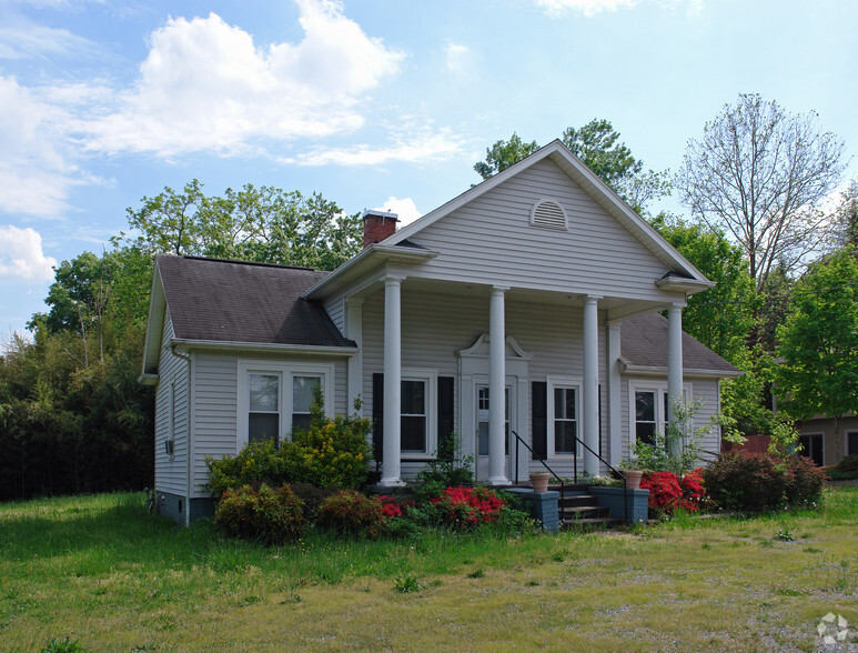 605 US 70 Hwy, Hildebran, NC for sale - Primary Photo - Image 1 of 1