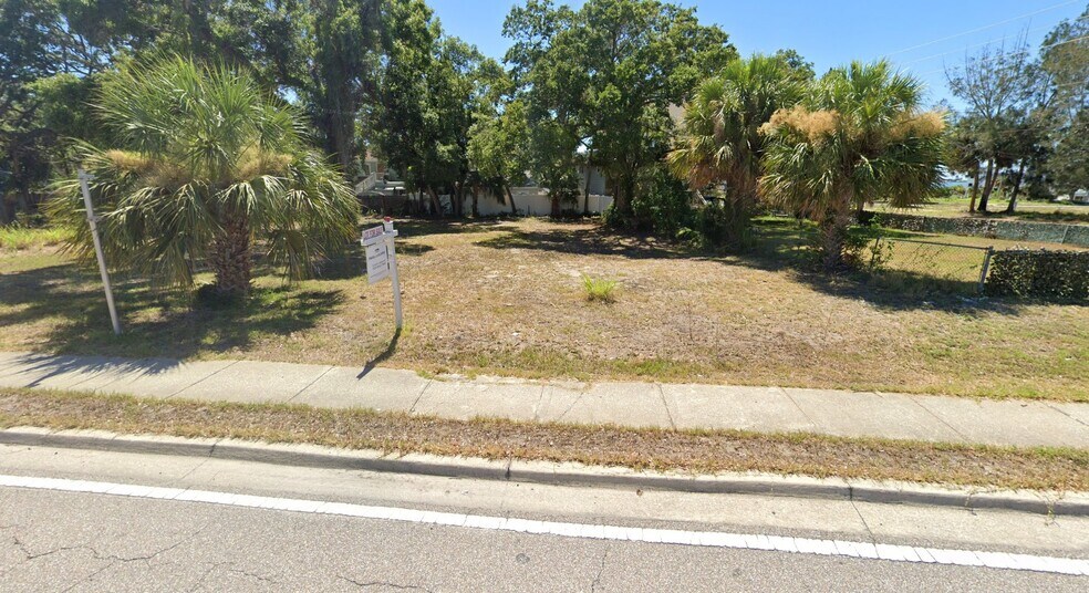 608 Fort Harrison Ave, Clearwater, FL for sale - Primary Photo - Image 1 of 1