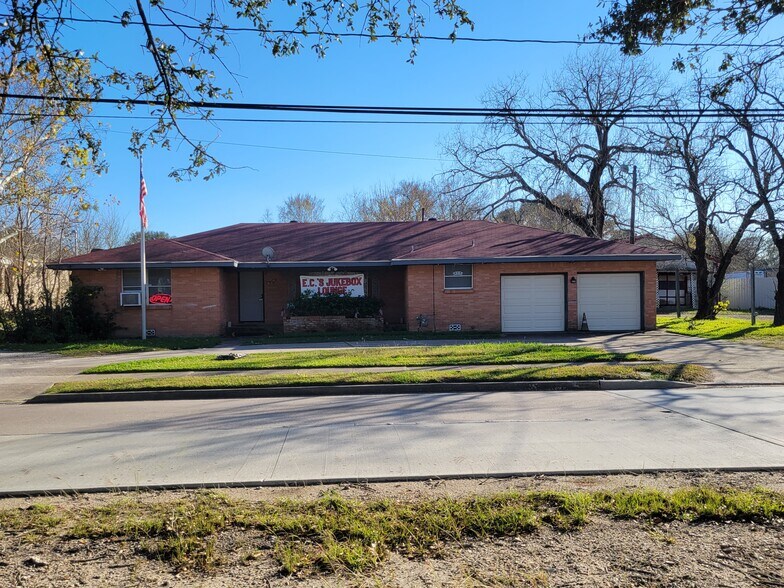 9030 Almeda Genoa Rd, Houston, TX 77075