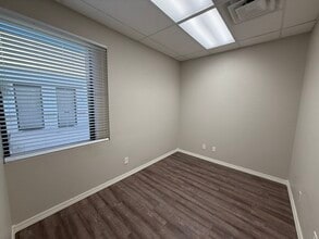 4435-4455 E Broadway Rd, Mesa, AZ for lease Interior Photo- Image 2 of 9