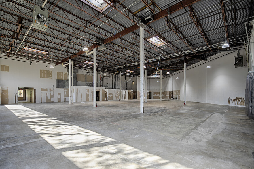7400 Fullerton Rd, Springfield, VA for lease - Building Photo - Image 1 of 2