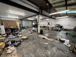 17 Alma Rd, Hinckley for lease Interior Photo- Image 2 of 4