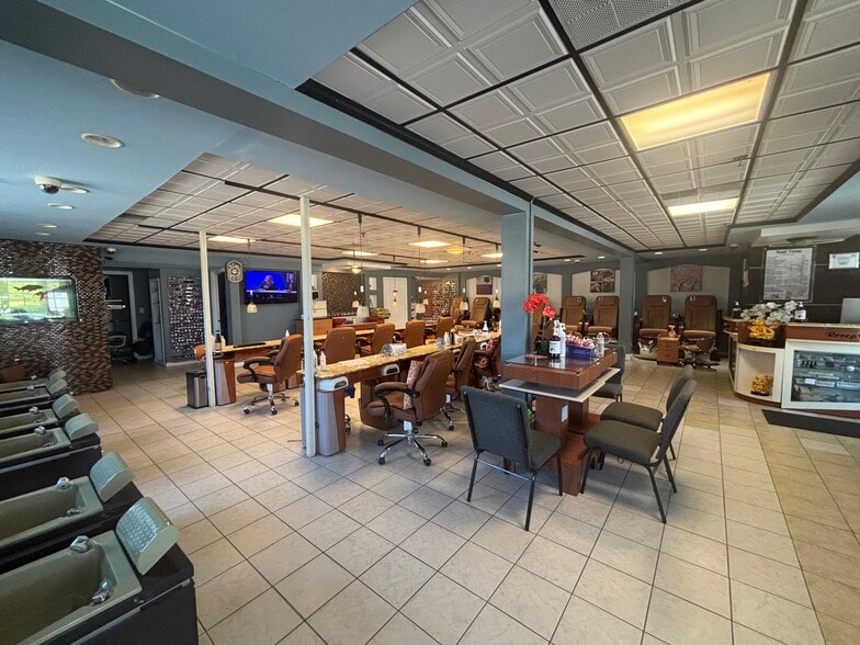 64 Lafayette Rd, North Hampton, NH for sale - Building Photo - Image 2 of 2