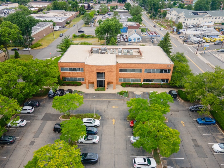 333 Old Hook Rd, Westwood, NJ for sale - Building Photo - Image 3 of 3