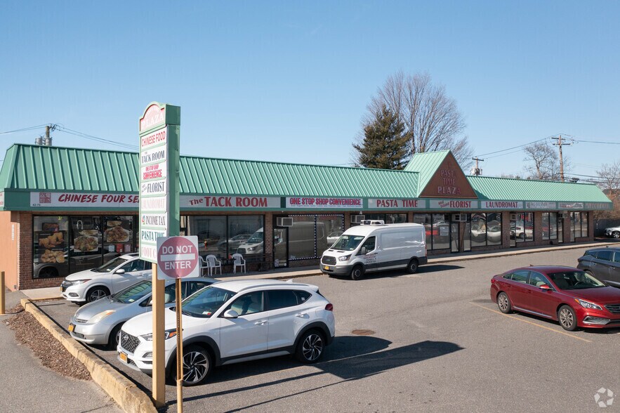 42704294 Hicksville Rd, Bethpage, NY 11714