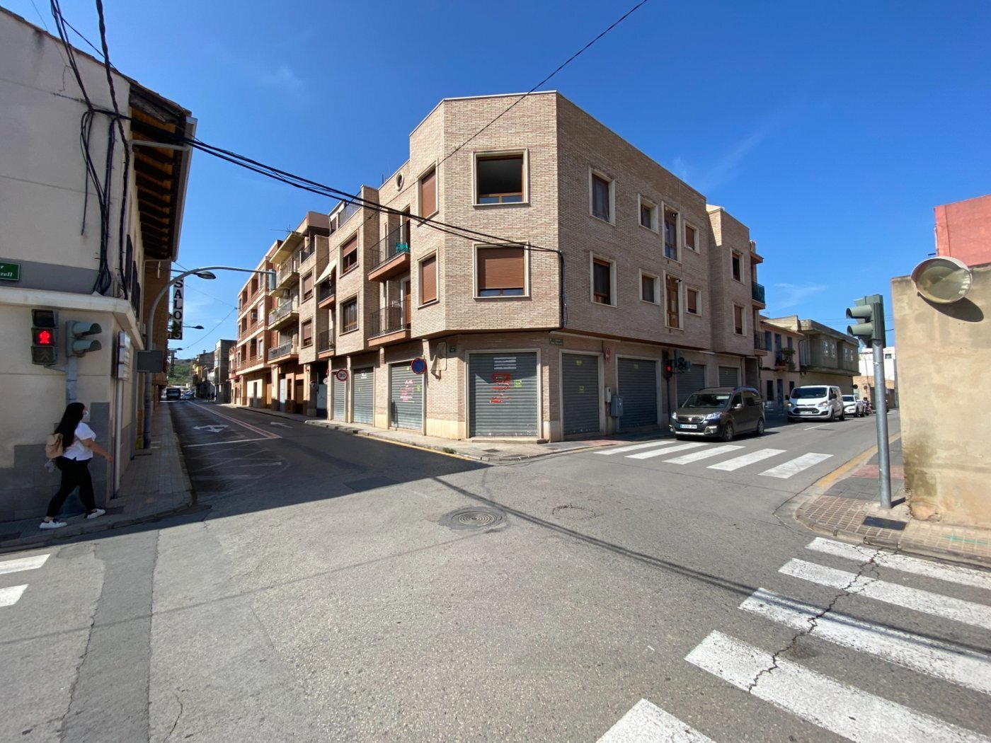 Retail in València, Valencia for lease Building Photo- Image 1 of 10