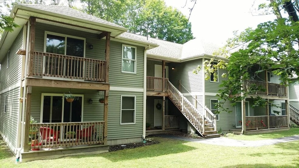 14 Highland Ave, Pittsfield, MA for sale - Building Photo - Image 3 of 19