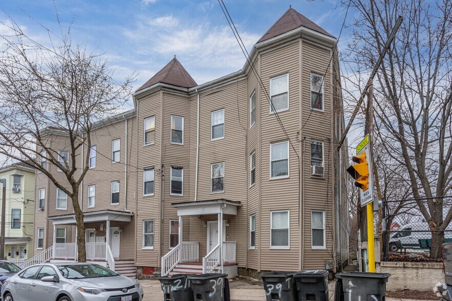 39-43 Mozart St, Jamaica Plain, MA for sale - Primary Photo - Image 1 of 1