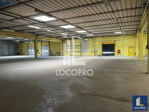 Industrial in Aubagne for lease Interior Photo- Image 1 of 8