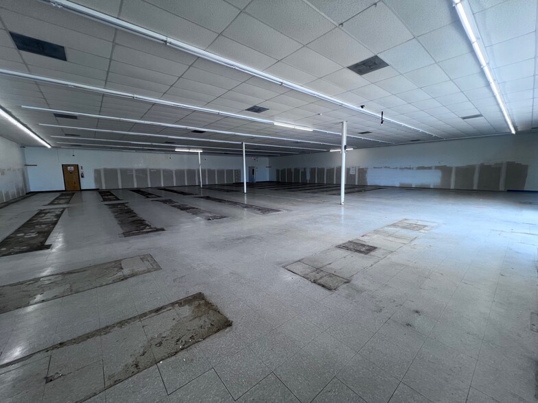 310 W Hwy 60, Panhandle, TX for lease - Interior Photo - Image 2 of 4