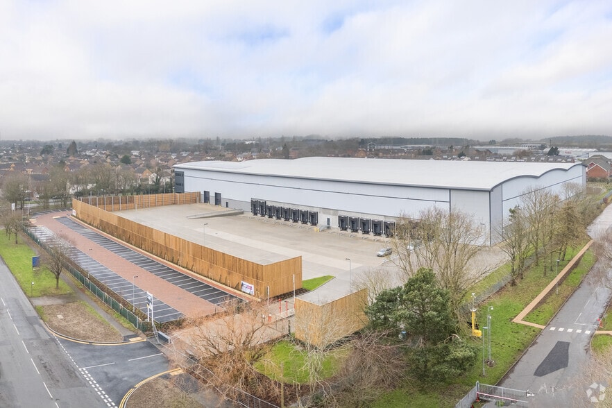 Earlstrees Rd, Corby for lease - Building Photo - Image 1 of 6