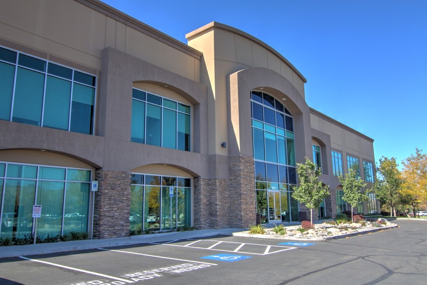 10509 Professional Cir, Reno, NV for lease - Building Photo - Image 2 of 12